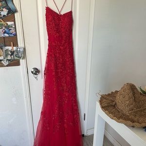 Sherri Hill prom dress